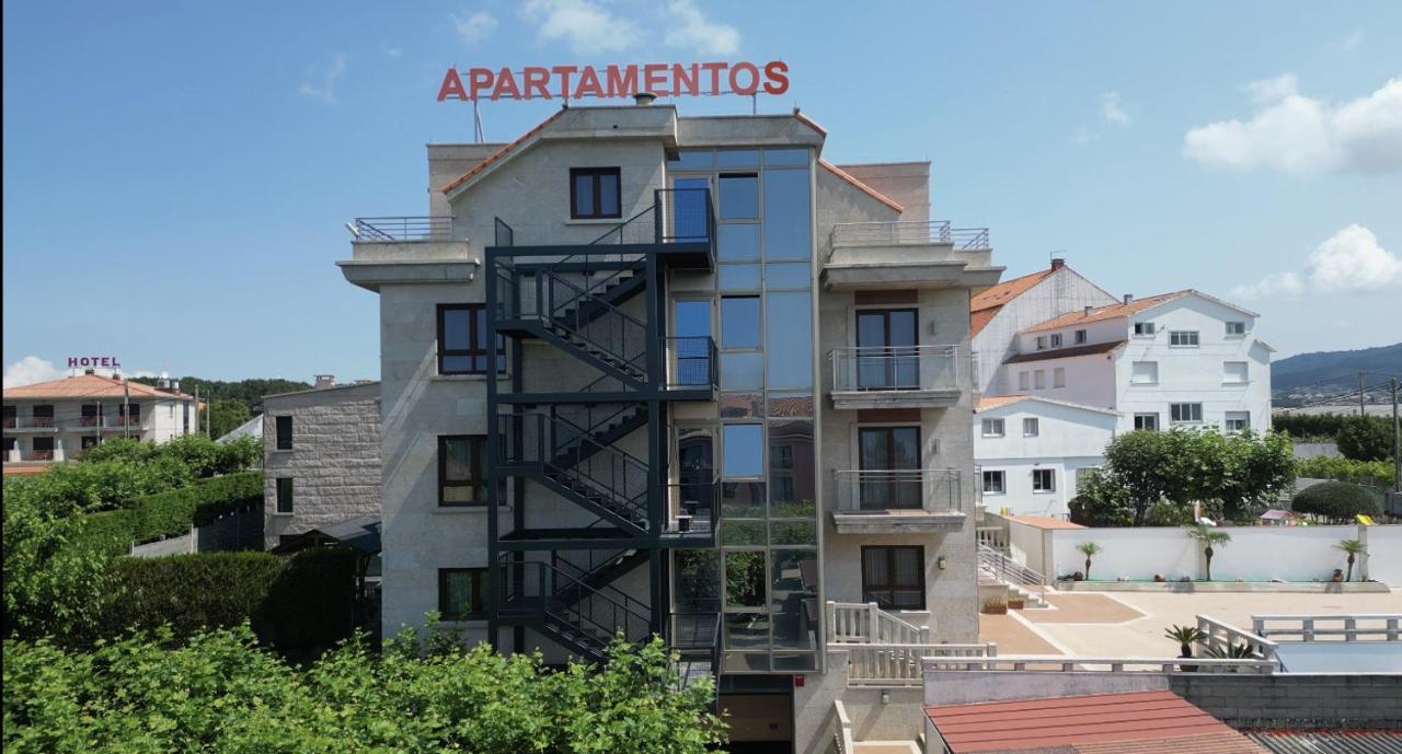 Apartamentos Playa Canelas Sanxenxo Eksteriør bilde